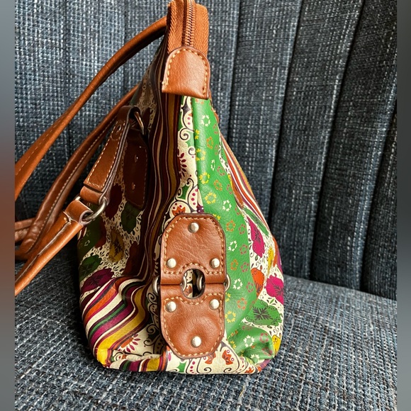 Unique Pattern Relic Shoulder Bag - Picture 3 of 5